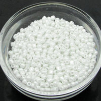 8/0 Round Seed Beads White Lustre
