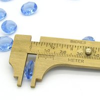 12x10mm Light Sapphire Vintage Rhinestone Dentelles