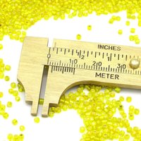 11/0 Seed Beads, Translucent Yellow