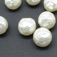 Vintage Faux Pearls, 15.5mm Round Pearlized Beads (8)