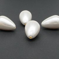 26.5x17mm Teardrop Beads, Vintage White Plastic Pearls