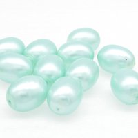 20x15mm Light Green Oval Beads, Large Vintage Plastic Pearls  (11)