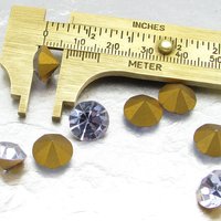 48ss Light Blue Rhinestone Chatons, Vintage Faceted Point Backs