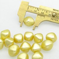 Vintage Faux Pearls, 15mm Baroque Yellow Lustre Beads