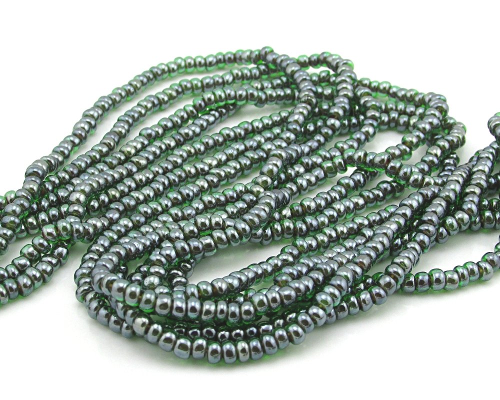8/0 Seed Beads, Vintage 20" Strands 2mm Emerald AB