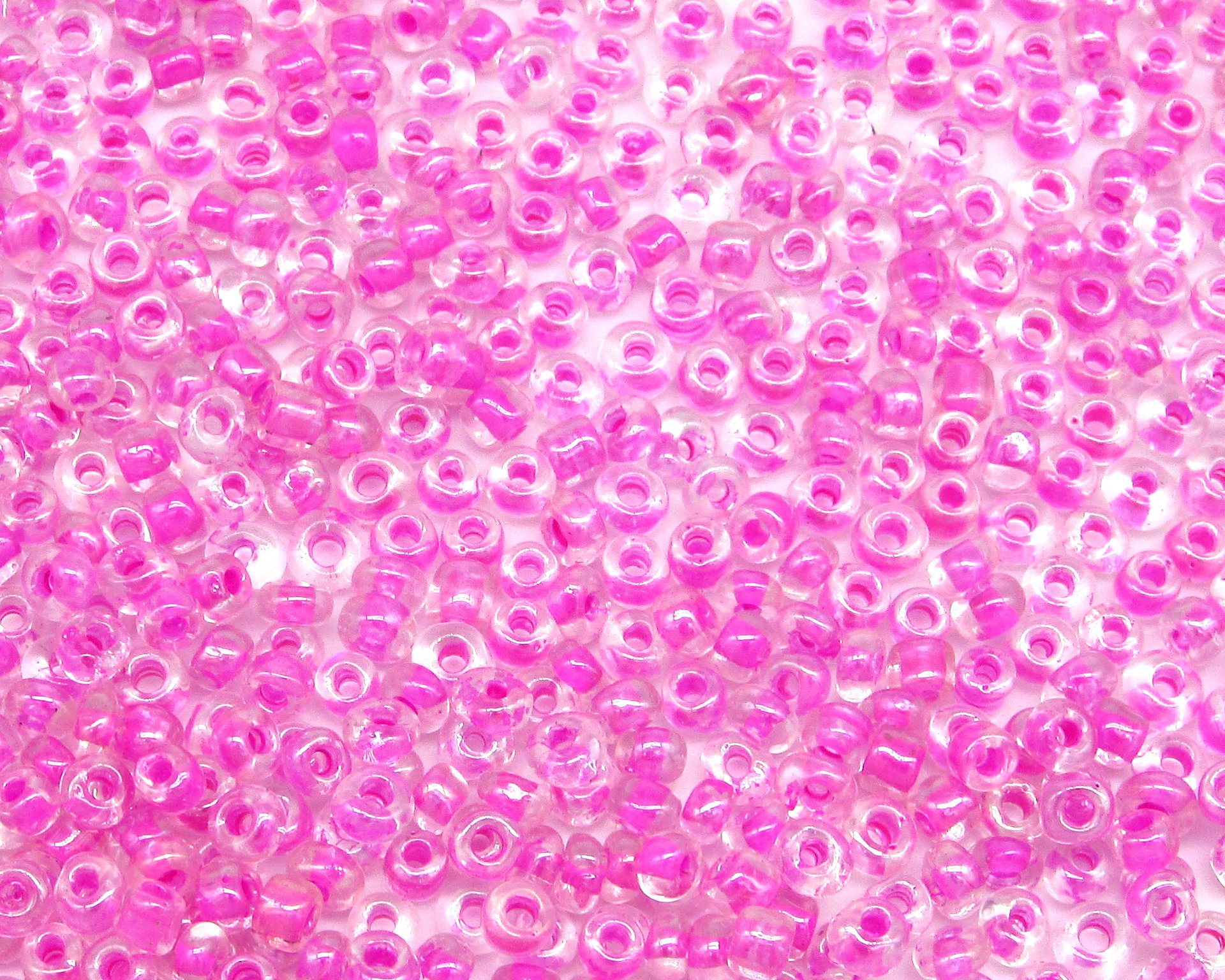 10/0 Pink Lined Lustre Mini Rocailles