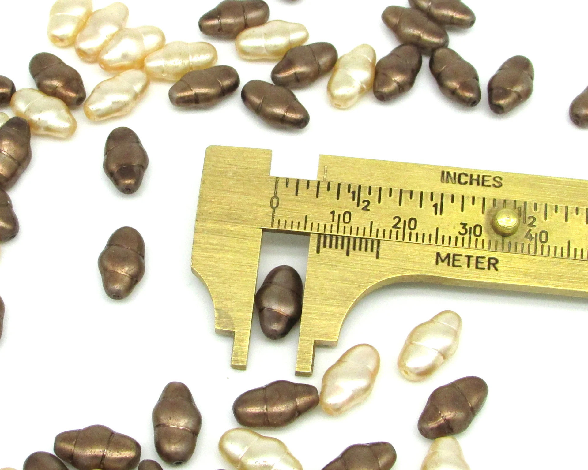 13x7mm Baroque Oval Glass Pearl Bead Mix