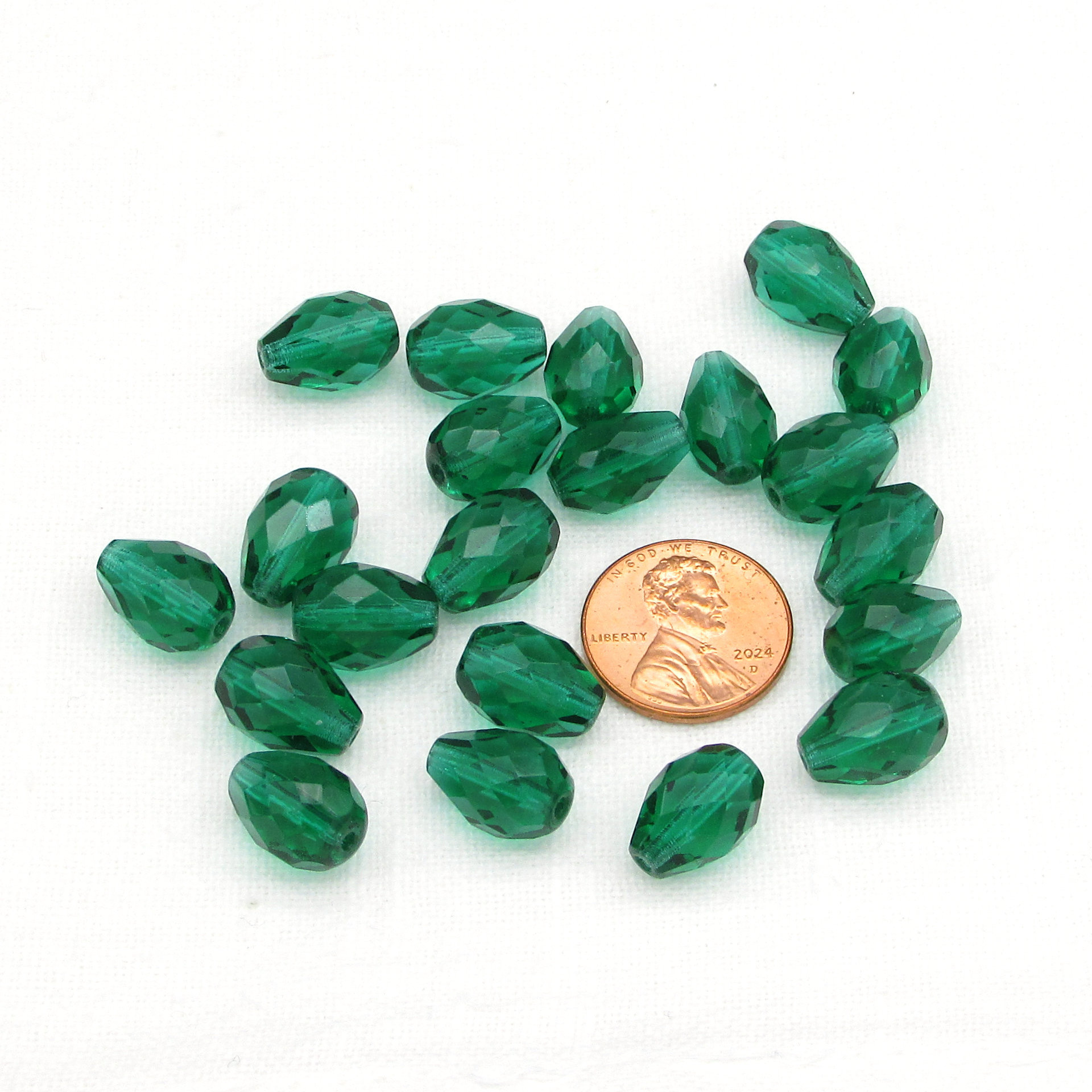 13x9.5mm Emerald Faceted Teardrops (22)