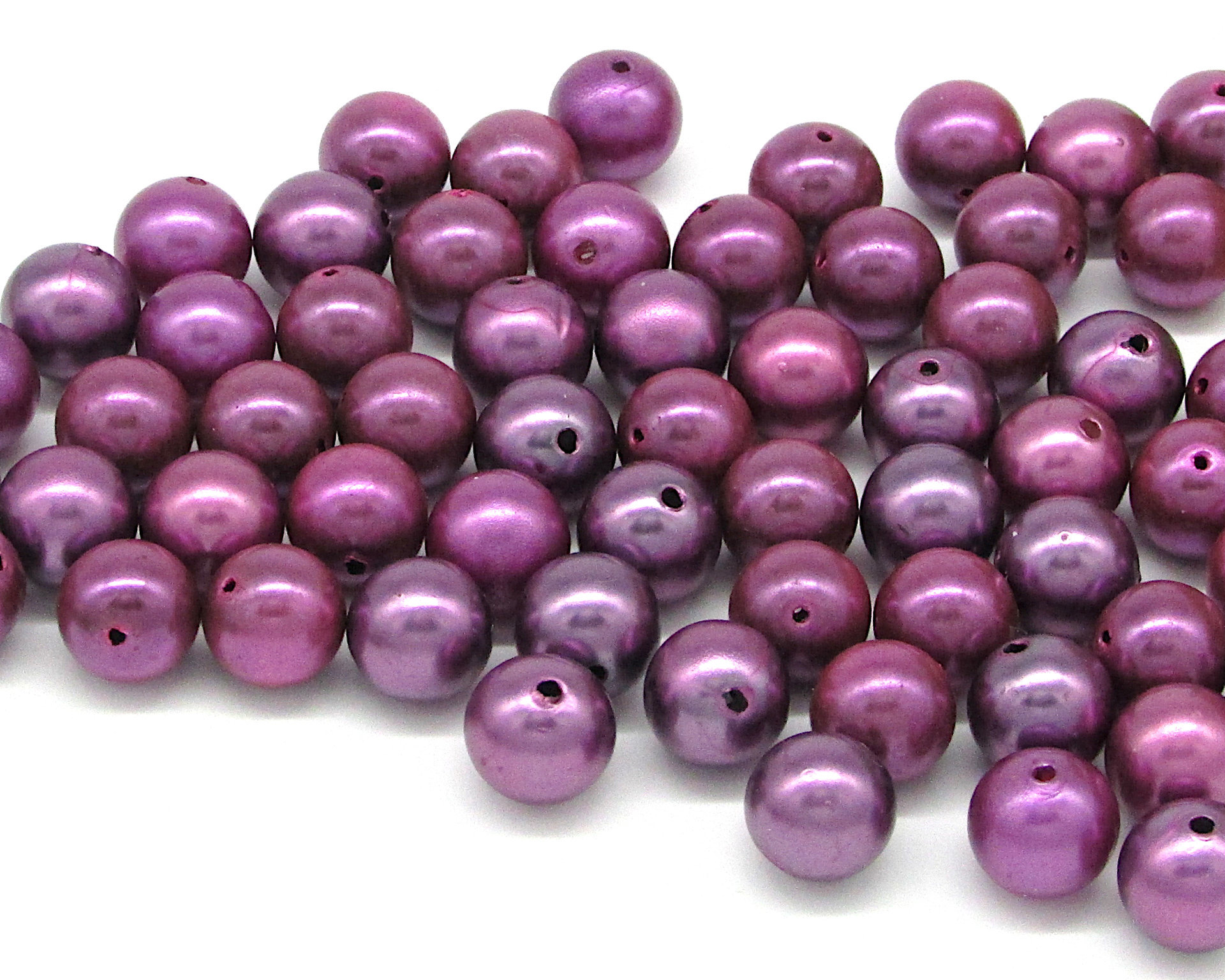 10mm Plastic Pearls, Vintage Purple Lustre Beads (60)