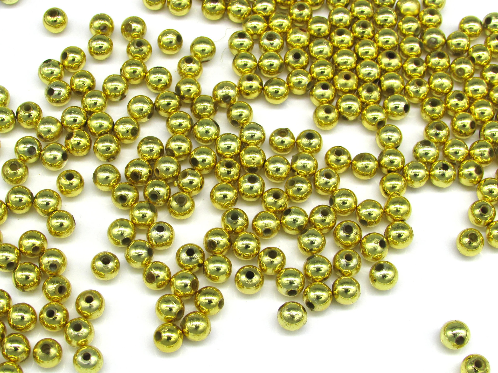 Vintage 6mm Round Metallic Gold Plated Plastic Beads