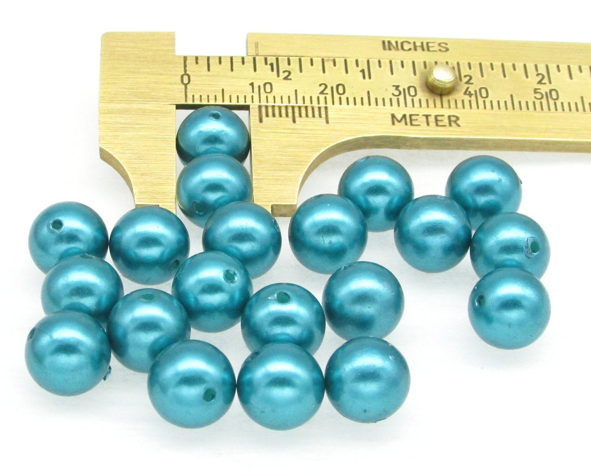 10mm Plastic Pearls, Vintage Teal Lustre Beads (40)