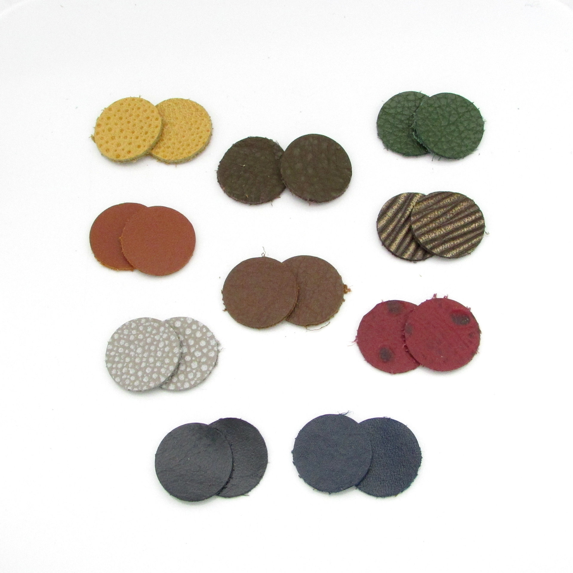Medium Circle Die Cuts, 0.75 Inch Upcycled Leather Rounds