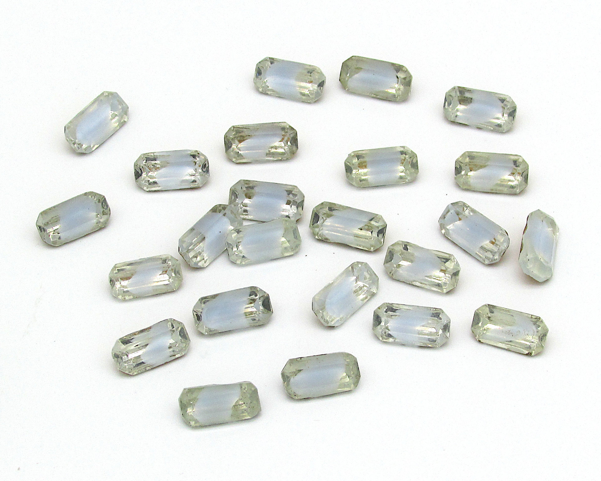 Light Sapphire Givre Baguette Rhinestones (24)