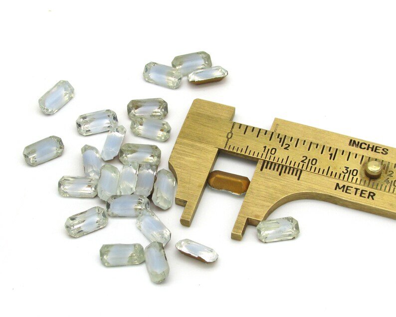 Light Sapphire Givre Baguette Rhinestones (24)