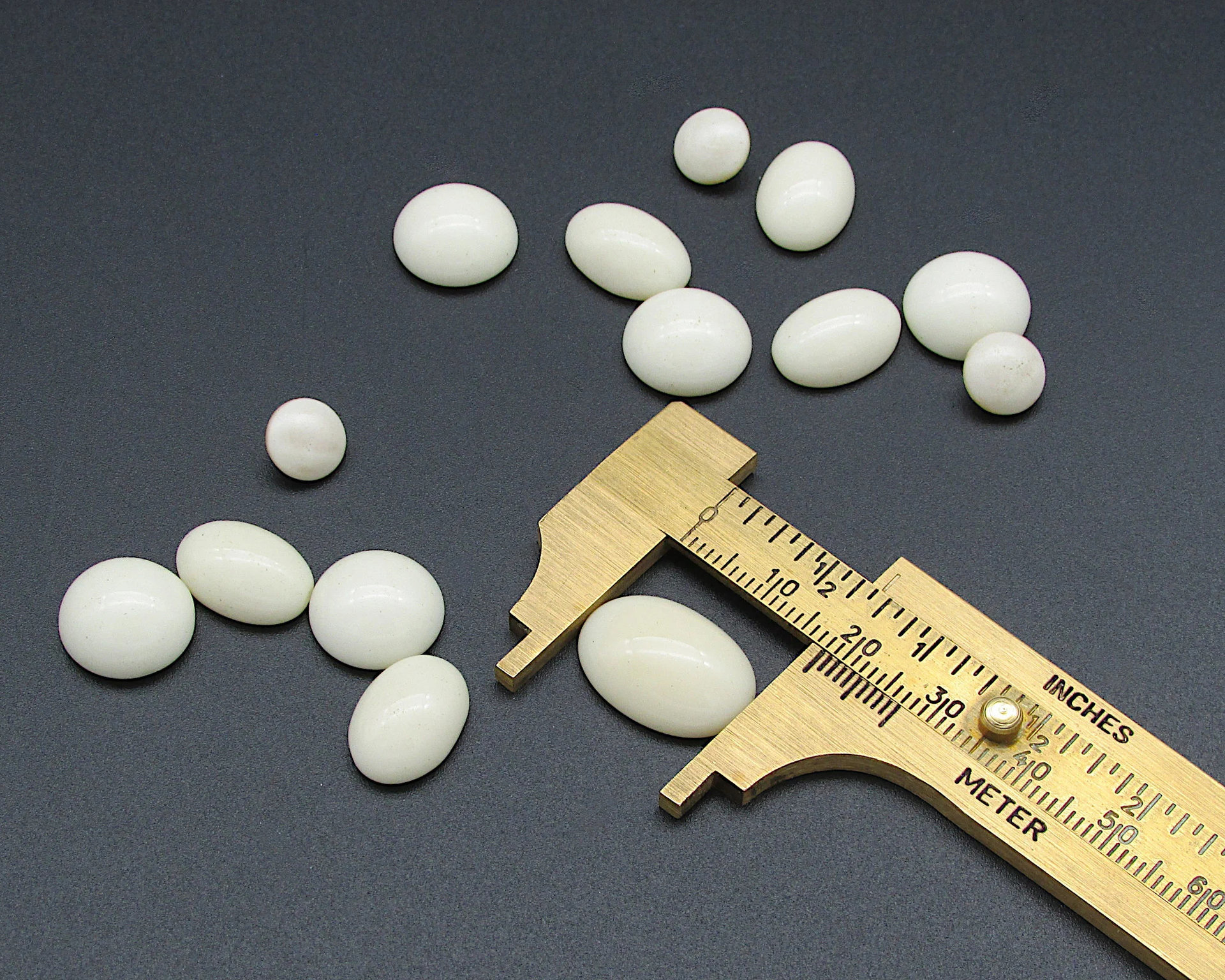 Vintage Cabochon Mix, Opaque Cream Glass Stones