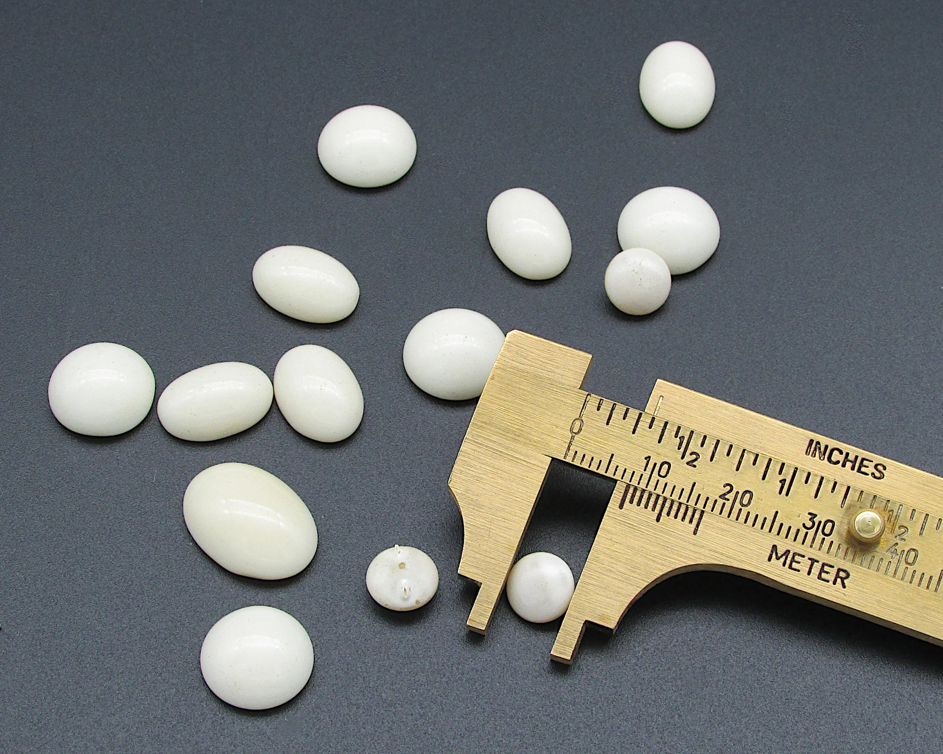 Vintage Cabochon Mix, Opaque Cream Glass Stones