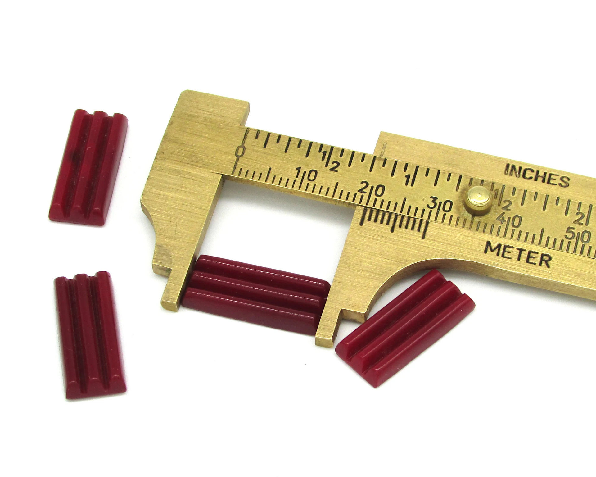 Vintage 20x8.5mm Ridged Rectangle Cabochons