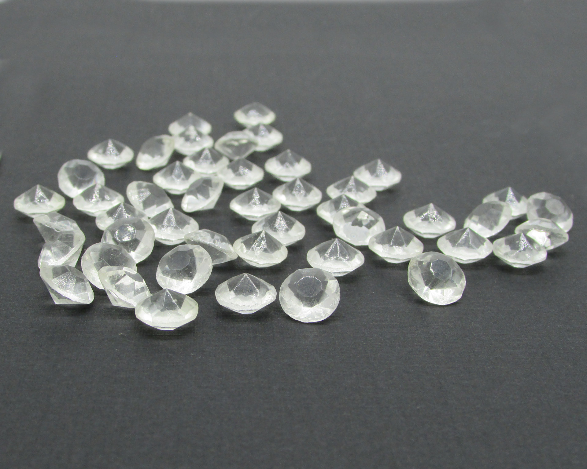 Vintage 39ss Clear Rhinestone Chatons, Unfoiled Glass Gems