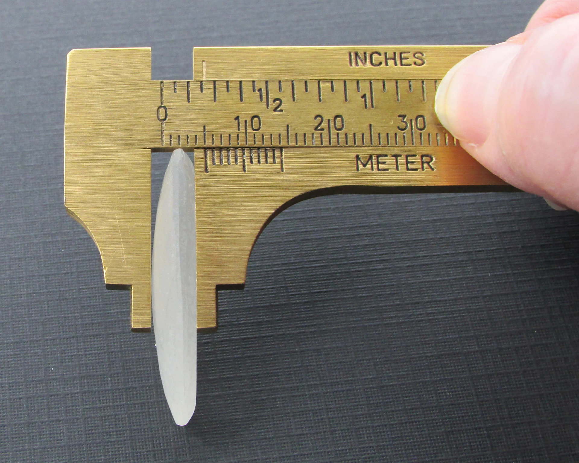 32x18mm Oval Frosted Cabochon, Vintage Camphor Glass