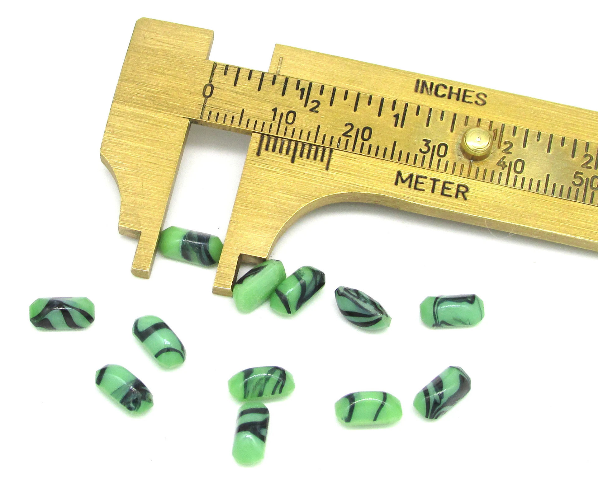 8x4mm Marbled Opaque Green Baguette Rhinestones