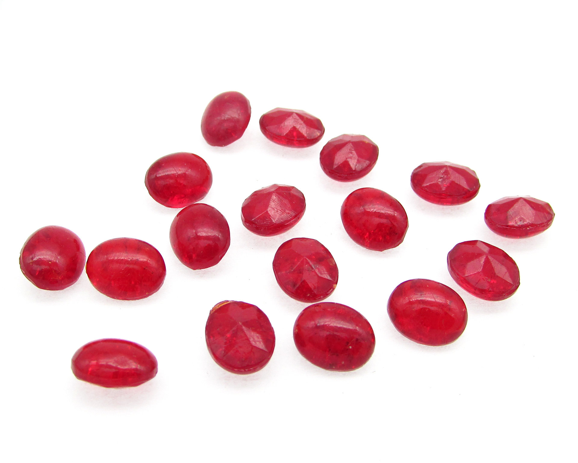 Vintage 10x8mm Oval Cabochon Top Rhinestones, Siam Red Crackle