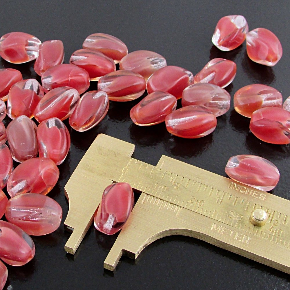 14mm Twisted Oval Beads with Watermelon Red Givre