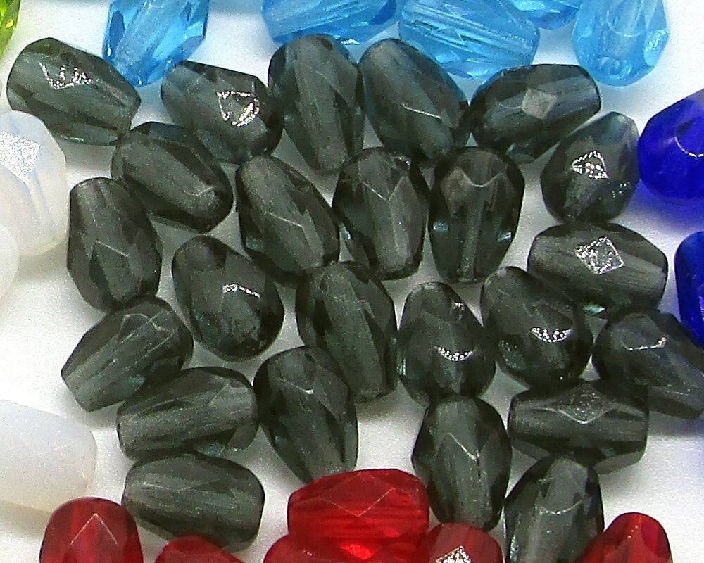 7x5mm Translucent Grey Teardrop Beads