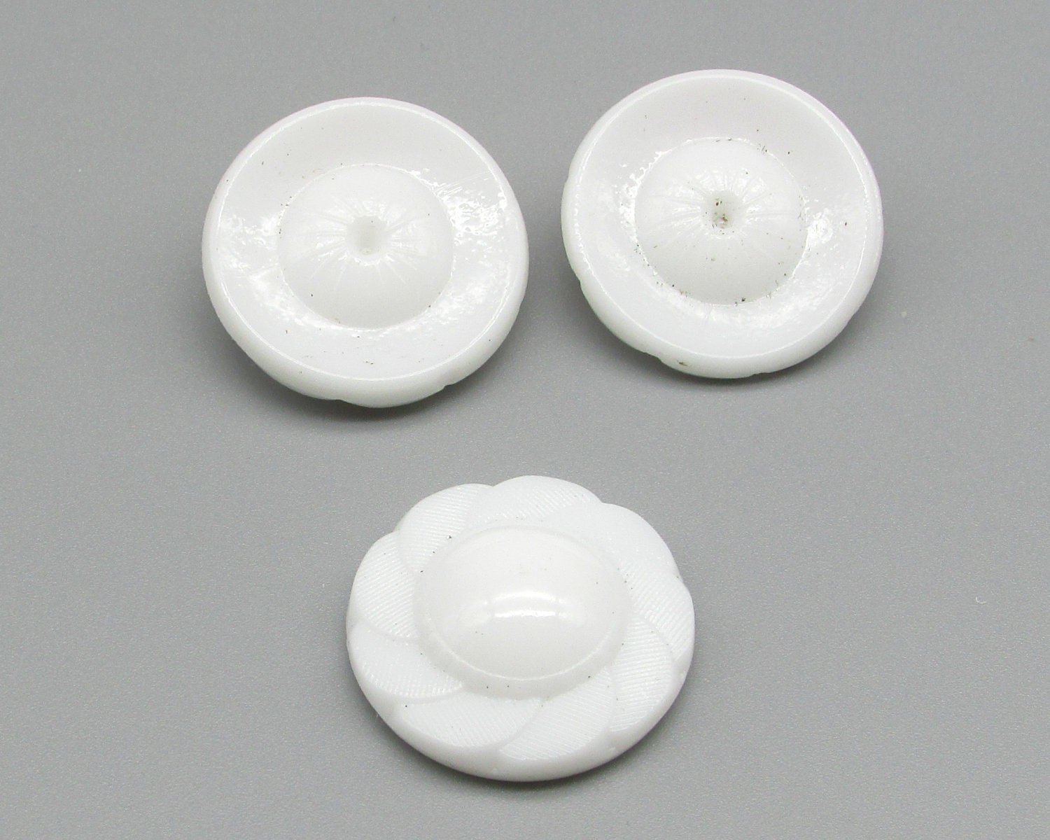 23mm Round Art Deco Glass Cabochon (1)