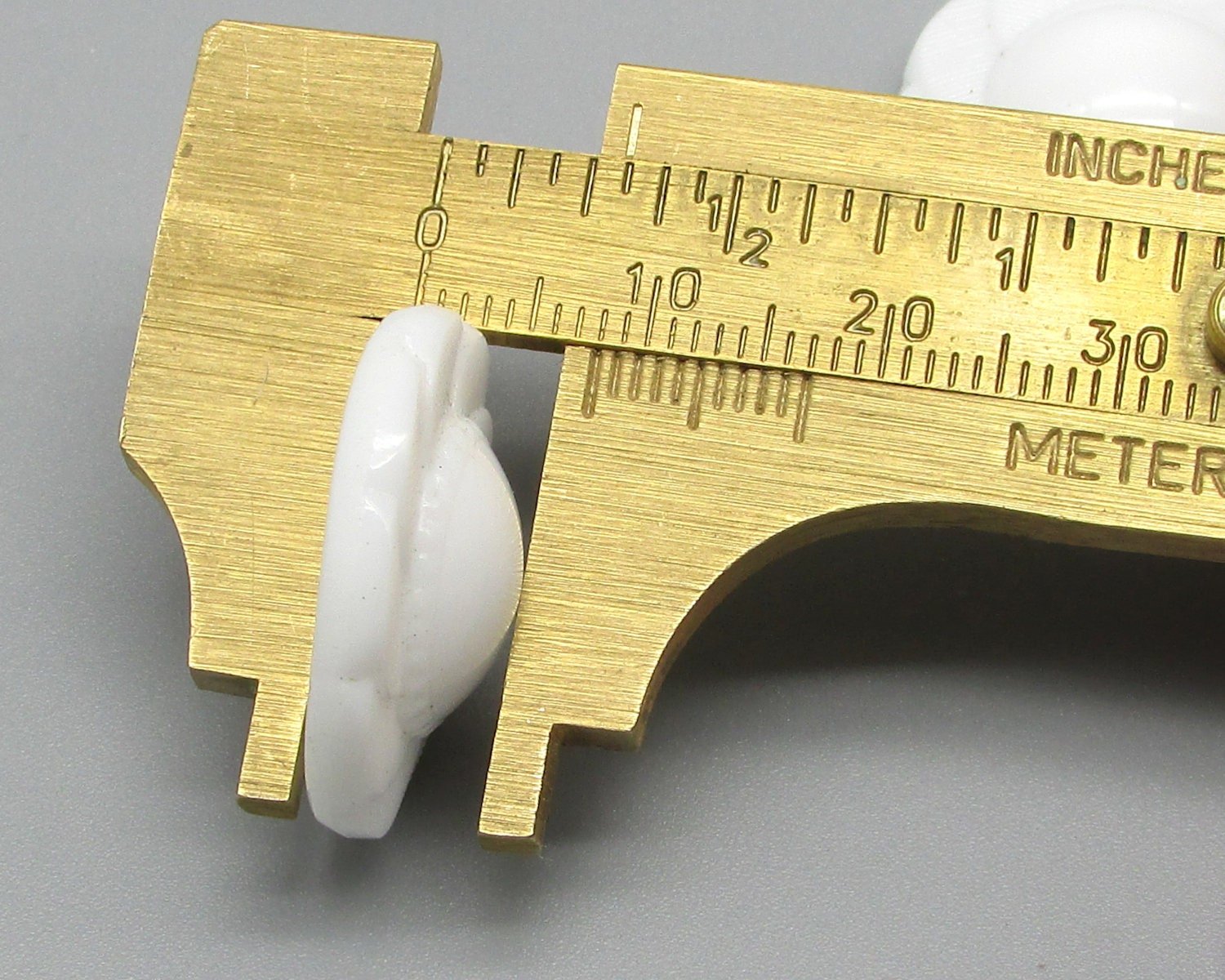 23mm Round Art Deco Glass Cabochon (1)