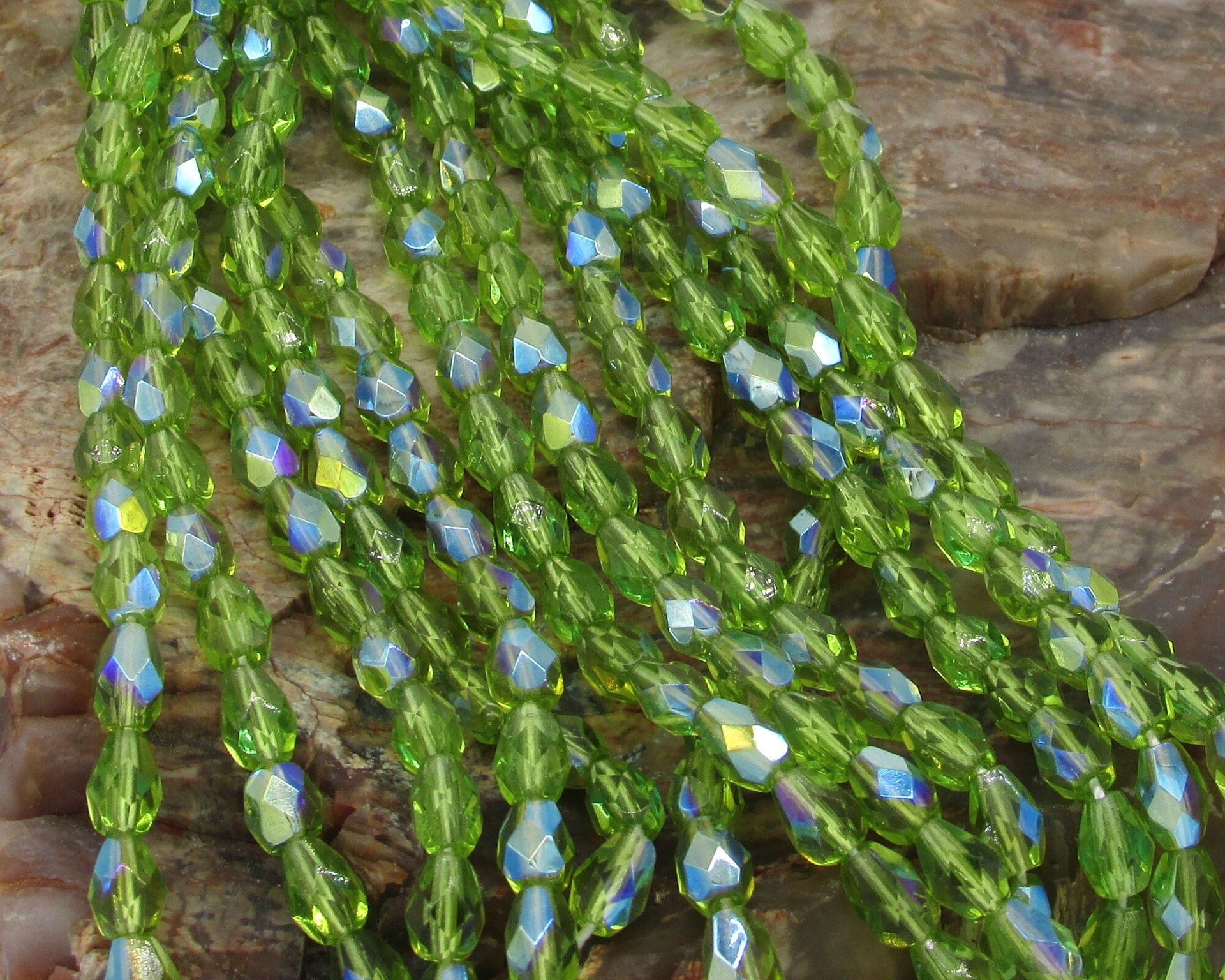 Olivine AB 7x5mm Teardrop Beads