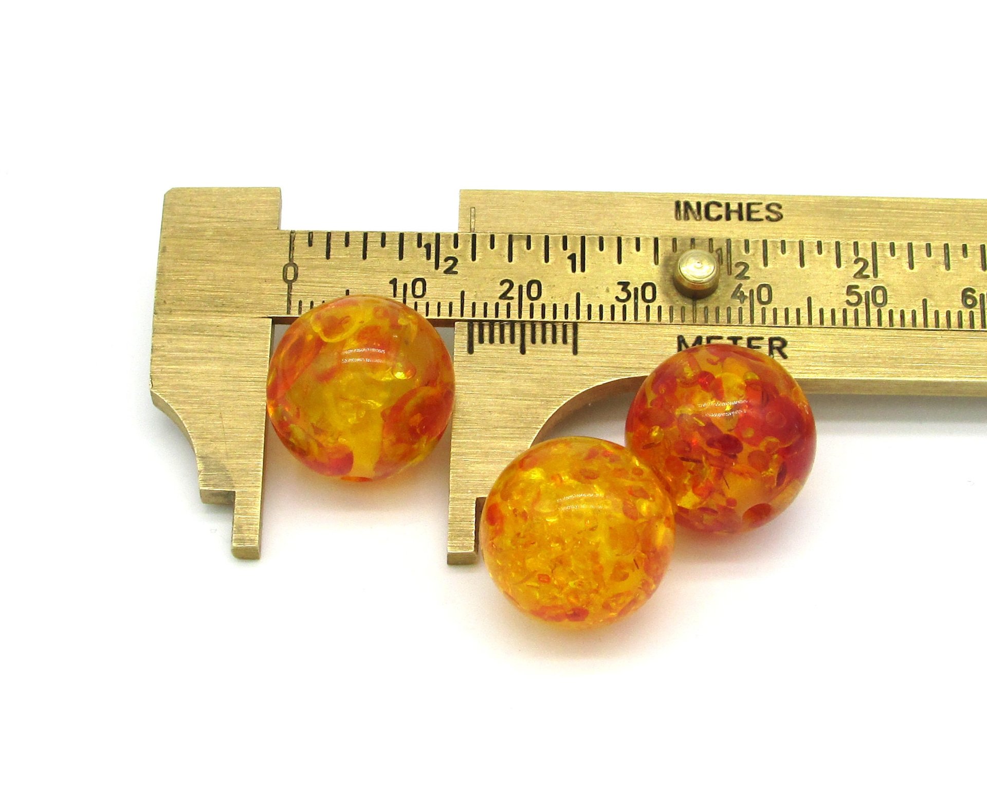 Speckled Orange Resin Beads, 16mm Smooth Ball Spacers