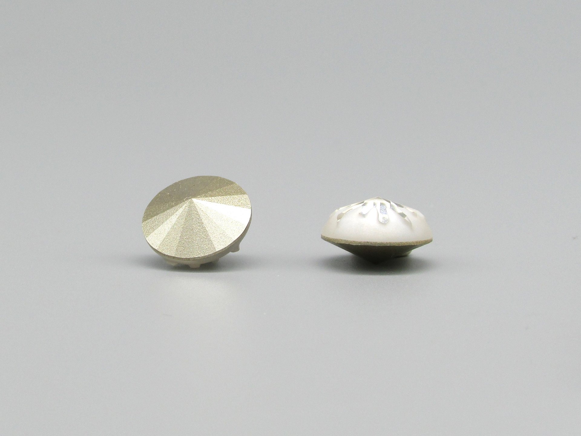 14mm Sea Urchin Carved Rivoli, Crystal Silver Shade Partially Frosted Round Stone, Foiled Point Back (2)