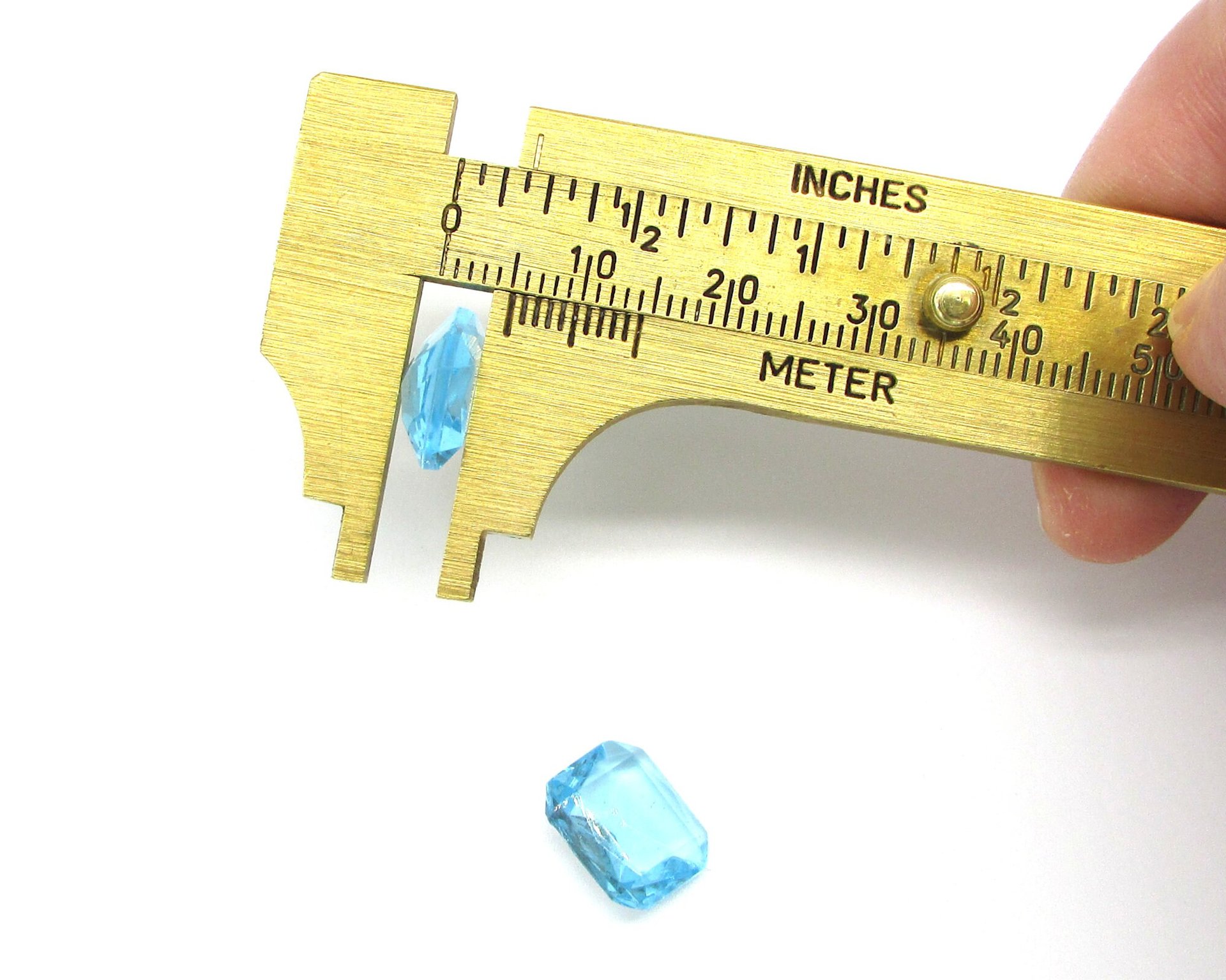 Vintage 12x11mm Octagon Rhinestones, Unfoiled Aquamarine Point Backs