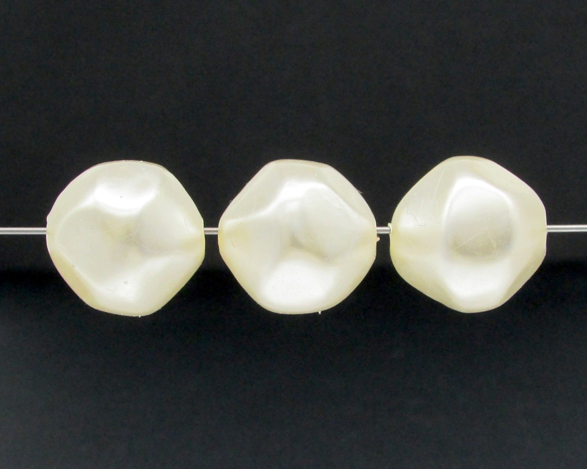 Vintage 18mm Baroque Cream Plastic Pearl Beads