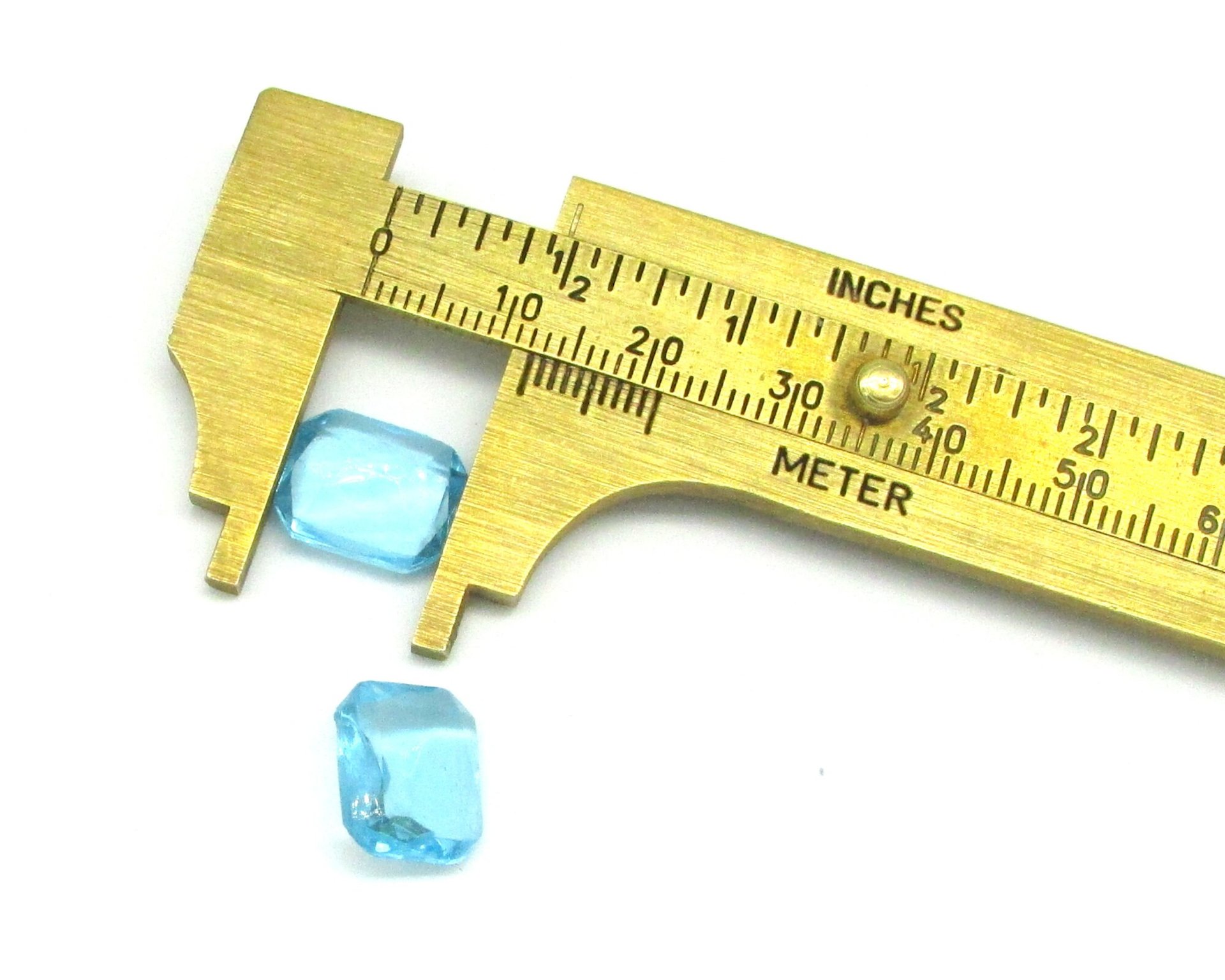 Vintage 12x11mm Octagon Rhinestones, Unfoiled Aquamarine Point Backs