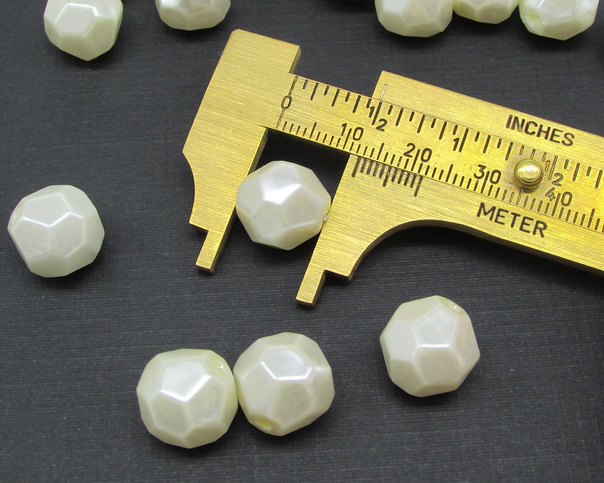 Vintage Cream Lustre Faceted Beads