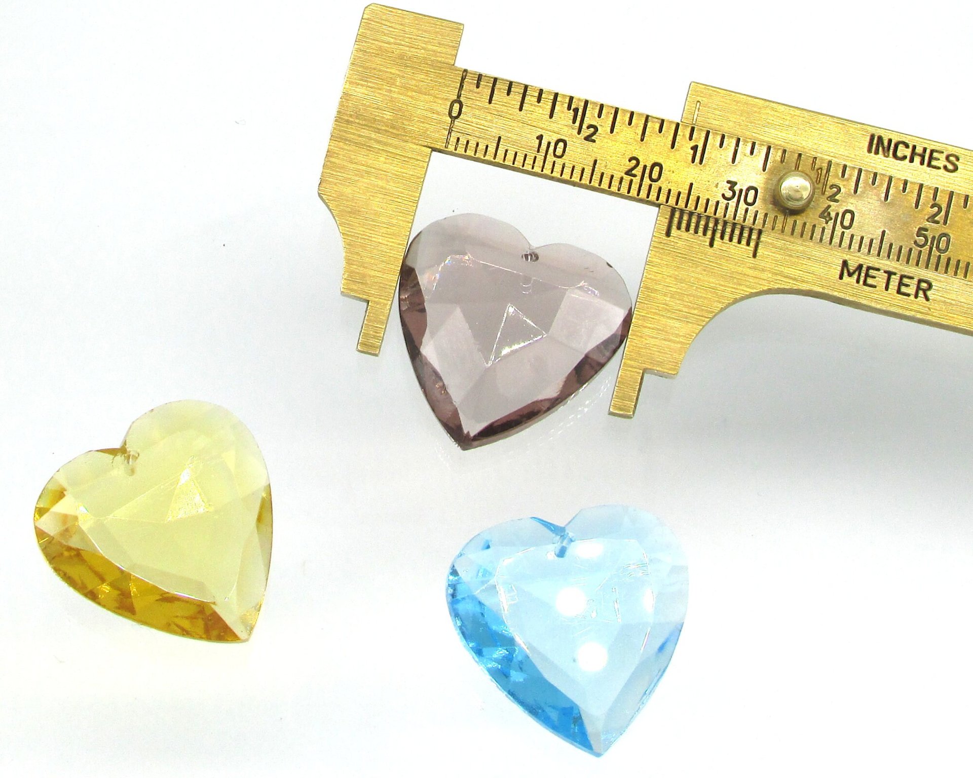 24mm Faceted Heart Pendant Bead