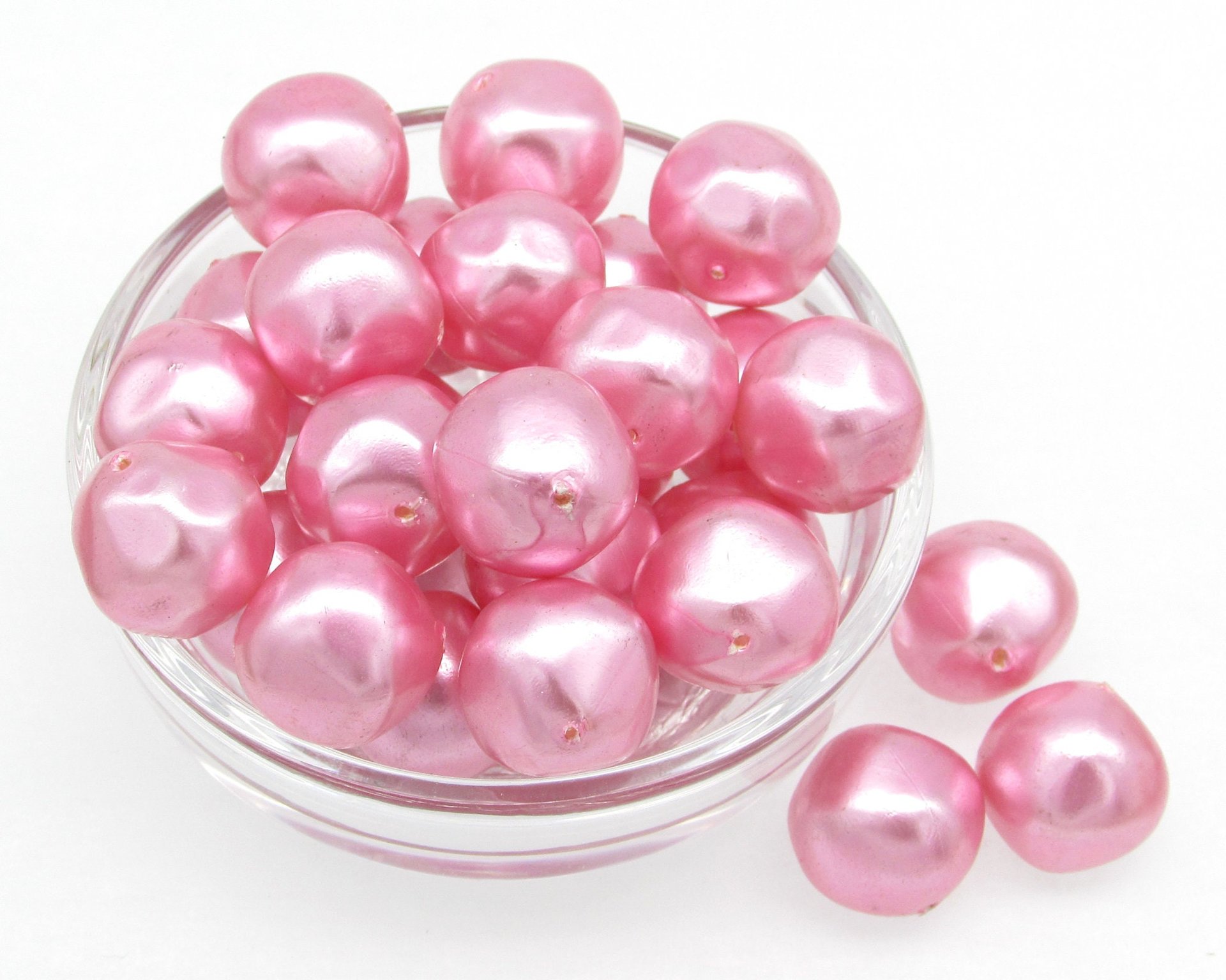 15mm Pink Baroque Round Plastic Pearls (27)