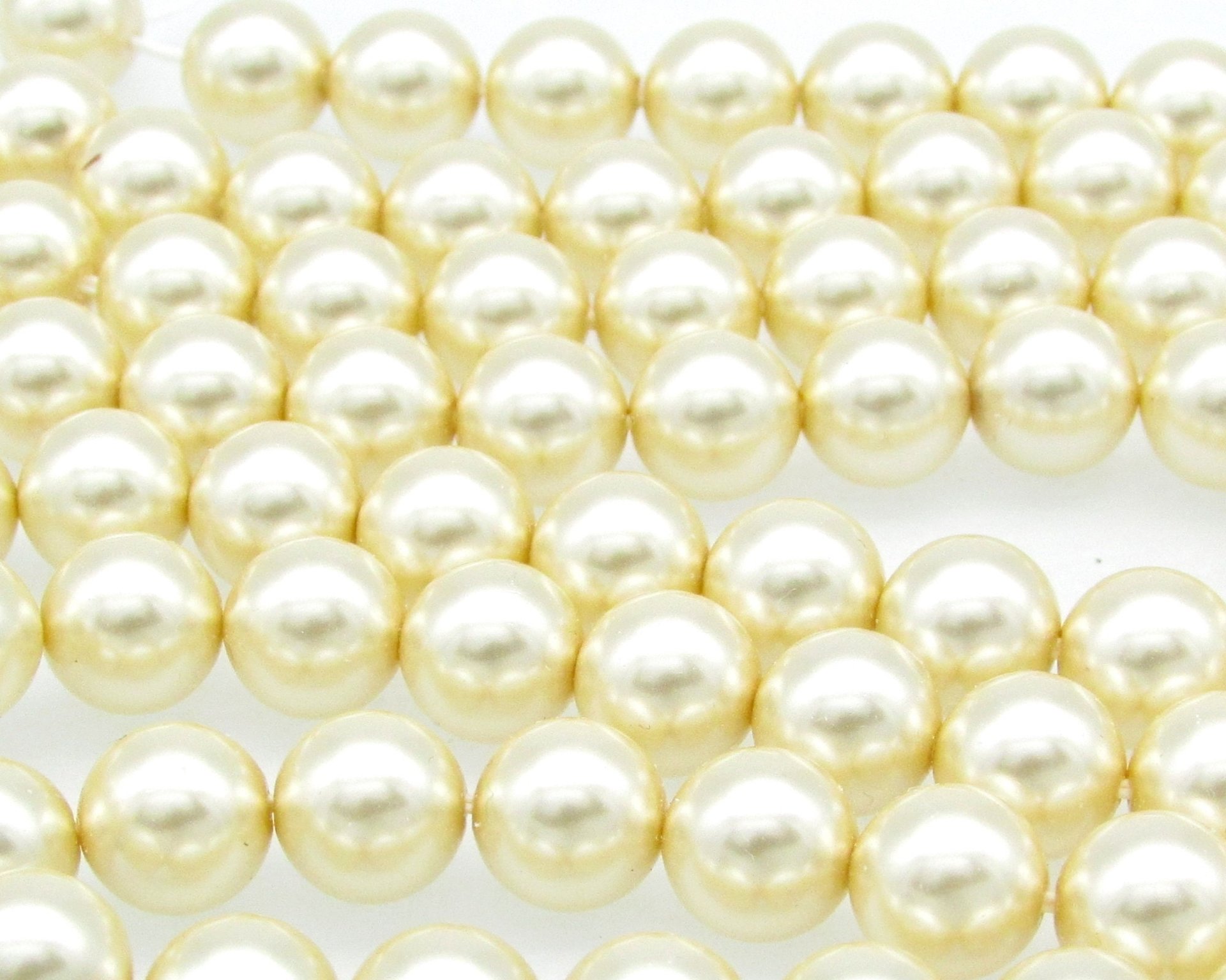 8mm Cream Preciosa Crystal Nacre Pearls (25)