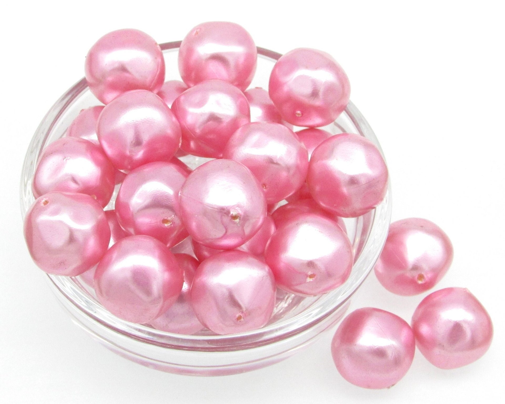 15mm Pink Baroque Round Plastic Pearls (27)