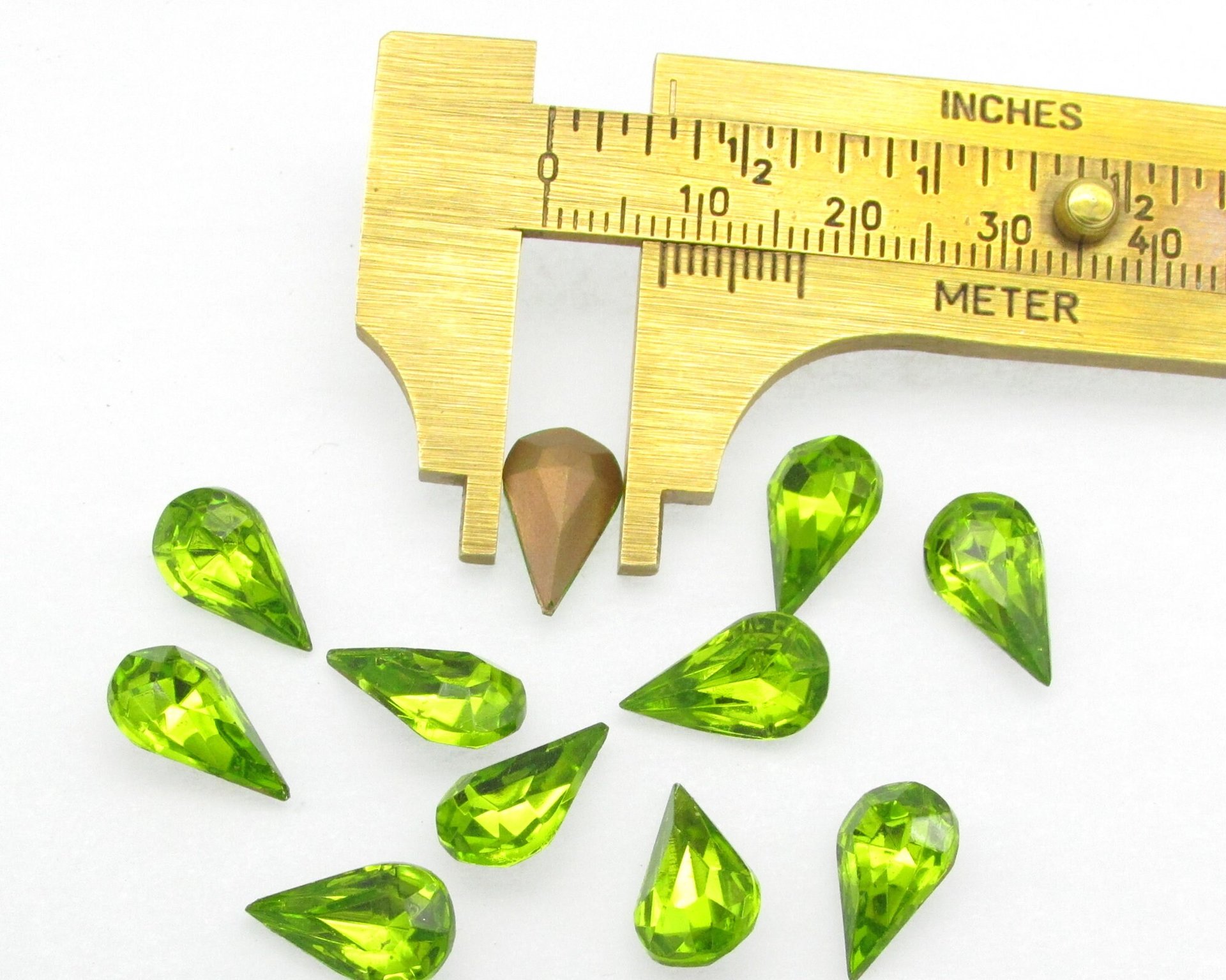 Olivine 13x7.8mm Pears, Vintage Foiled Rhinestones