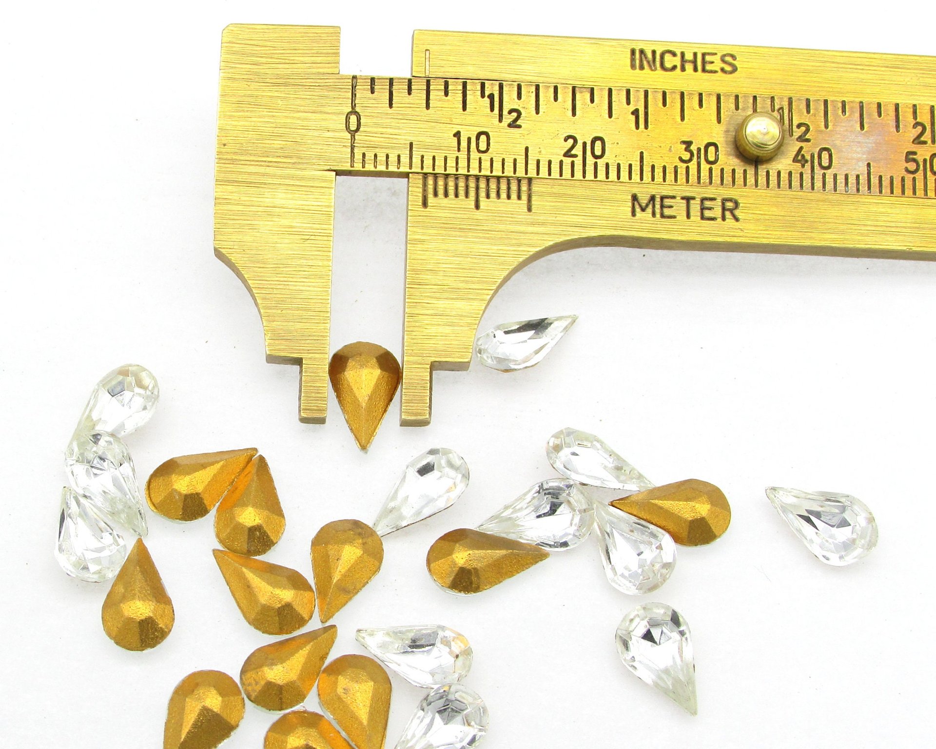 Vintage Teardrop Rhinestones, 10x6mm Pear-Shape Foiled Crystal Point Back Gems