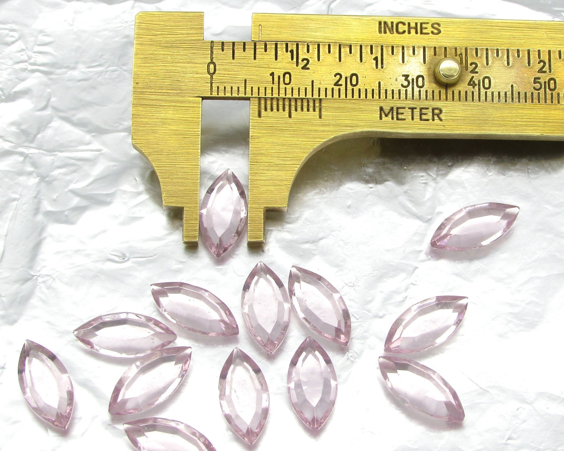 15x7mm Faceted Navettes, Unfoiled Light Amethyst Vintage Table Cut Rhinestones (13)
