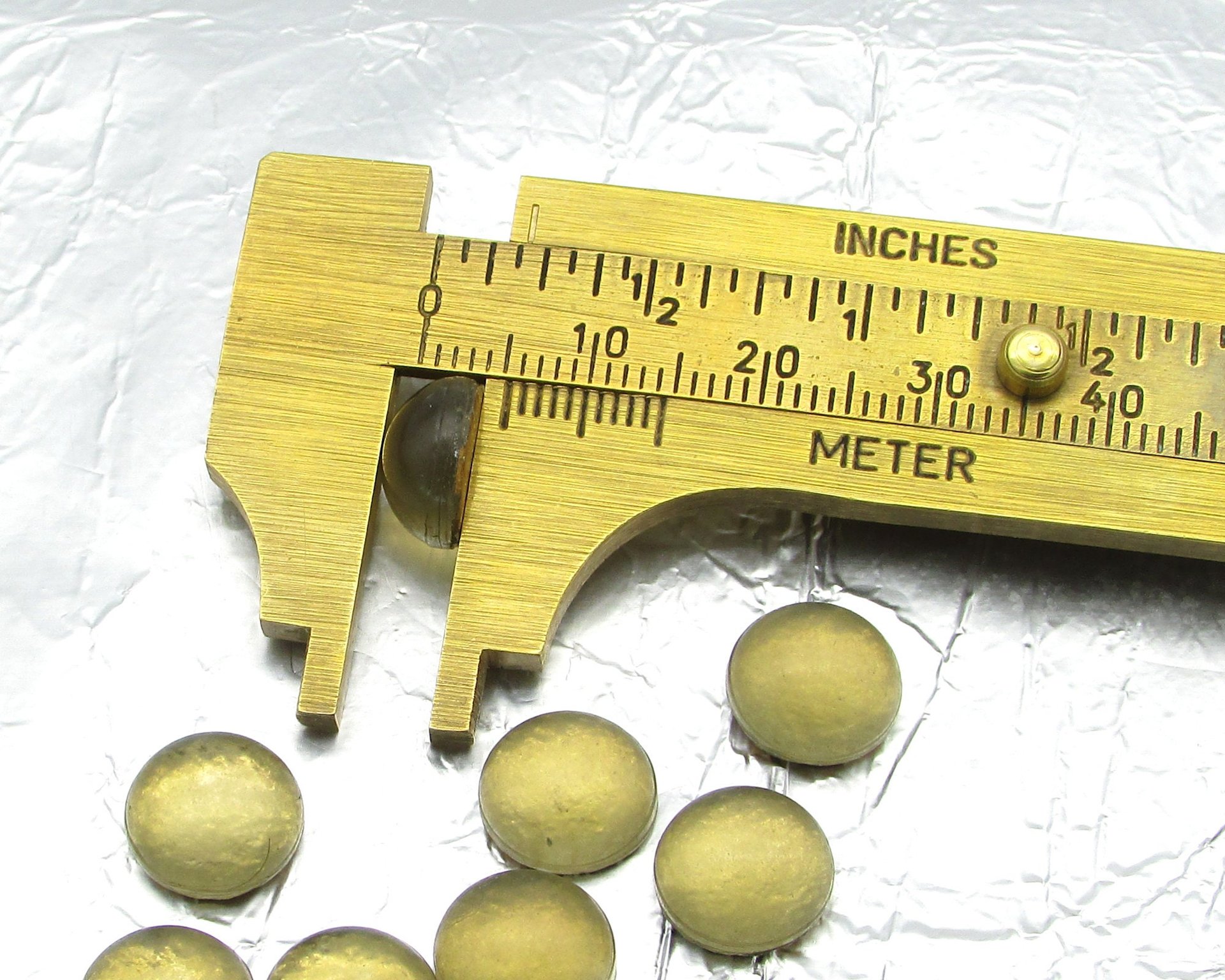 10mm Round Cabochons, Vintage Foiled Light Topaz Glass Gems