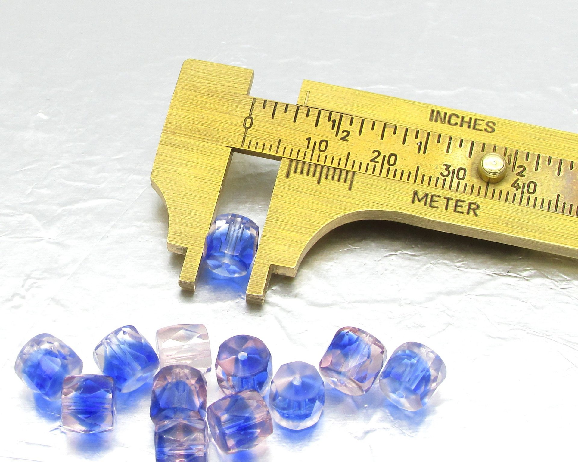 7mm 2-Tone Blue Faceted Barrels (14)