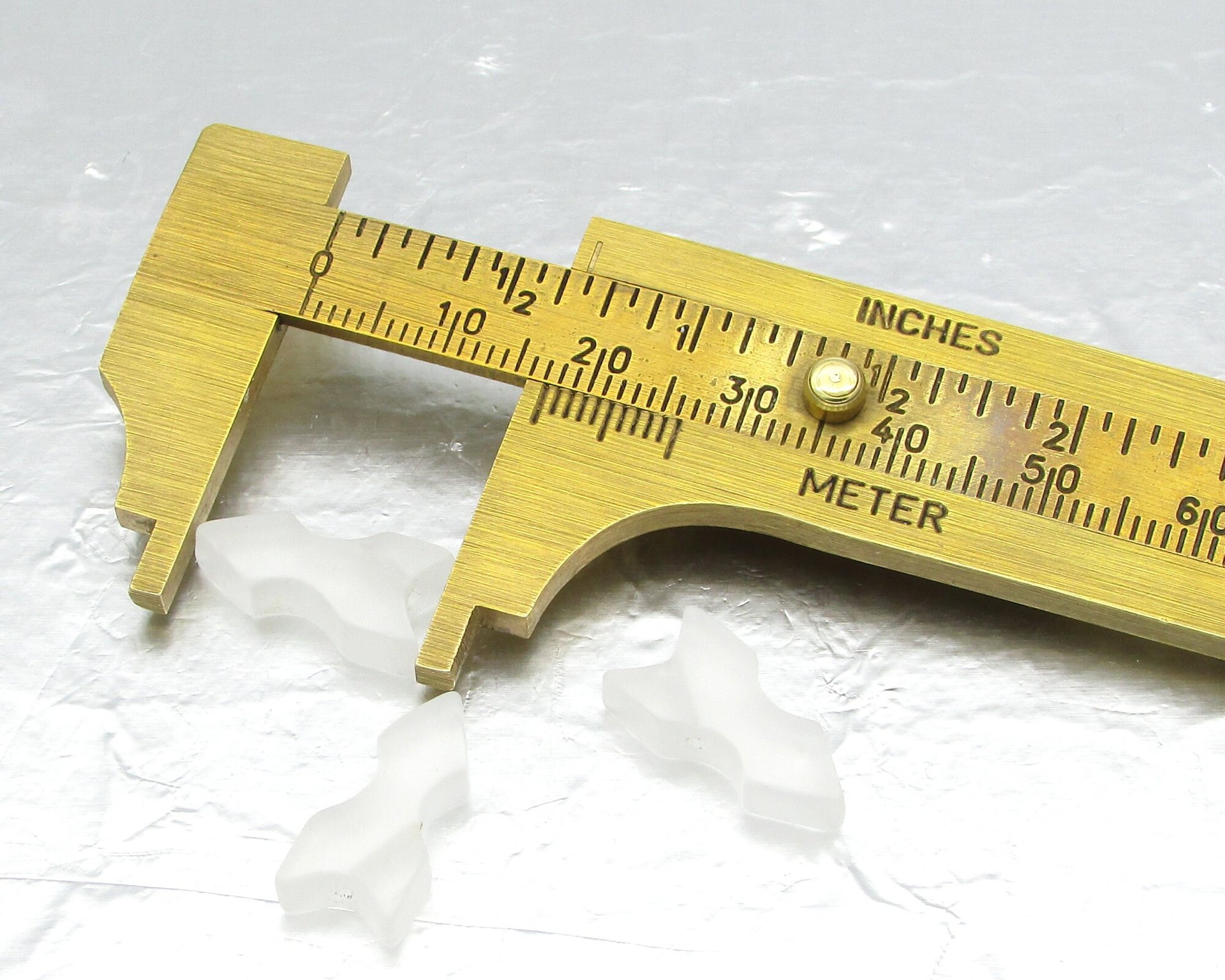 Vintage Matte Crystal Arrows, 17.5x8.5x4mm Flat Beads (3)