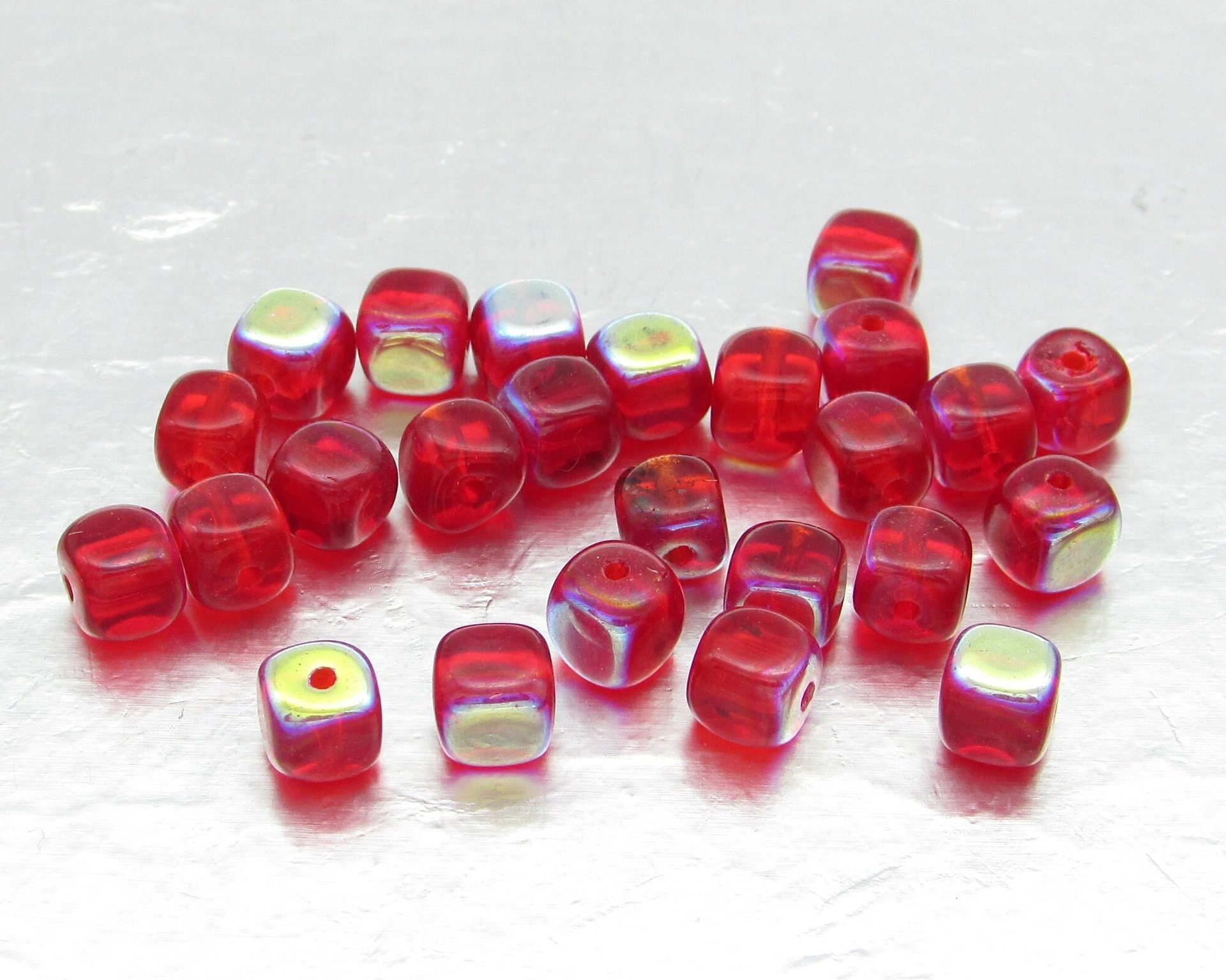 5mm Cubes, Siam Ruby AB
