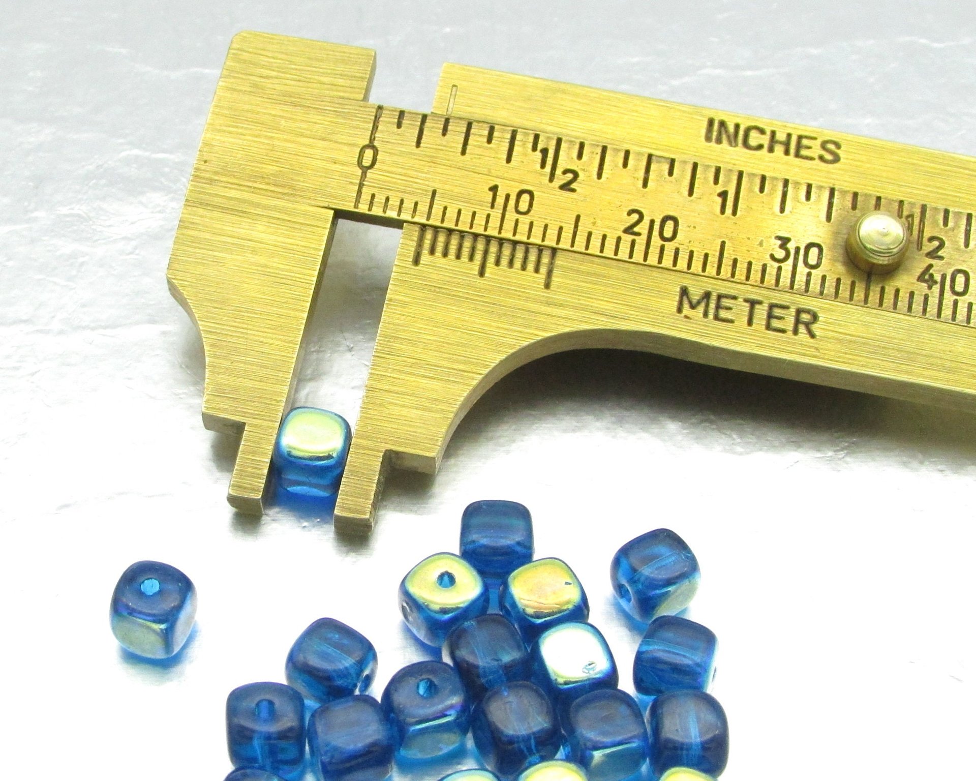 5mm Cubes, Capri Blue AB