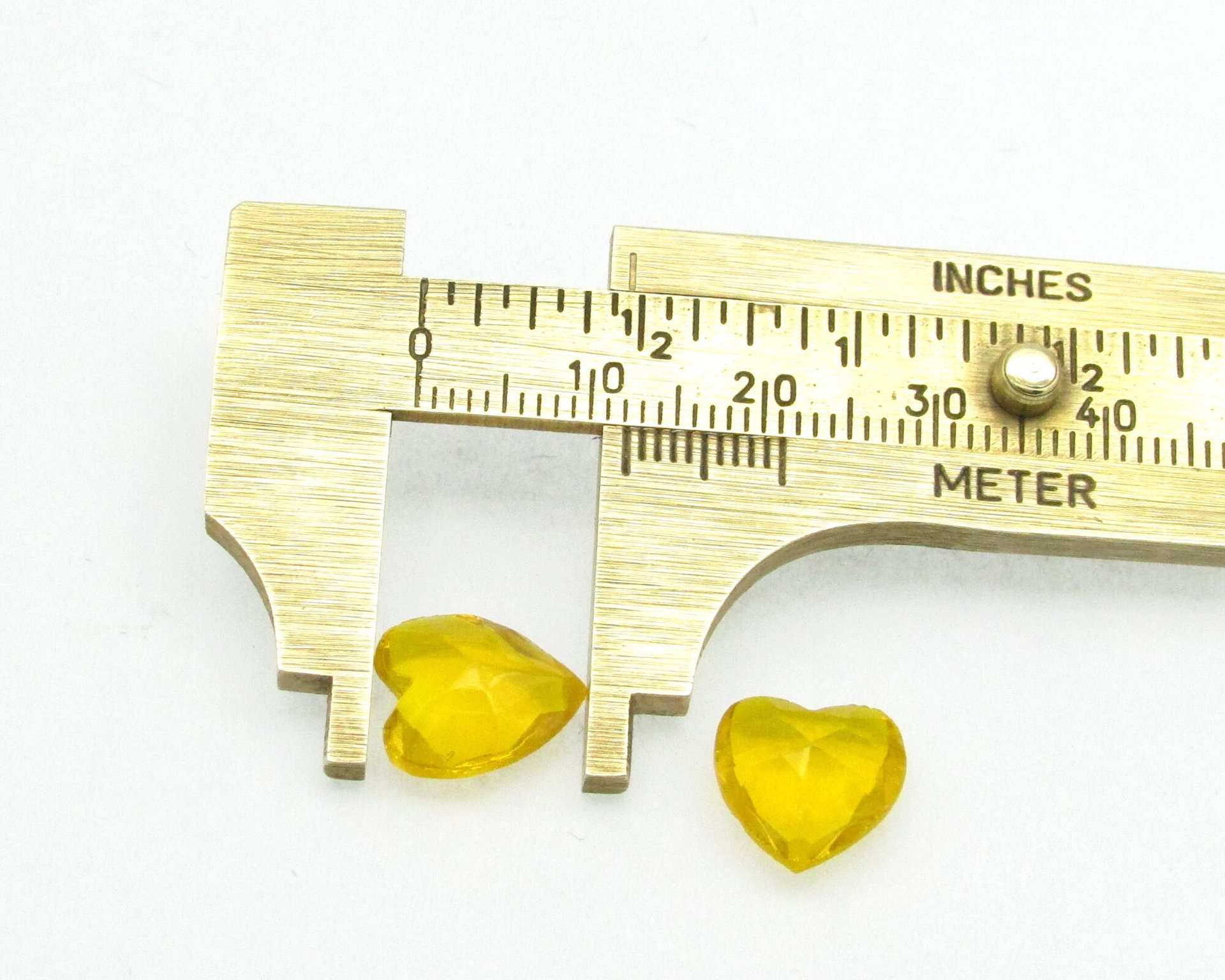 12mm Heart Rhinestone with Pointed Back (2)