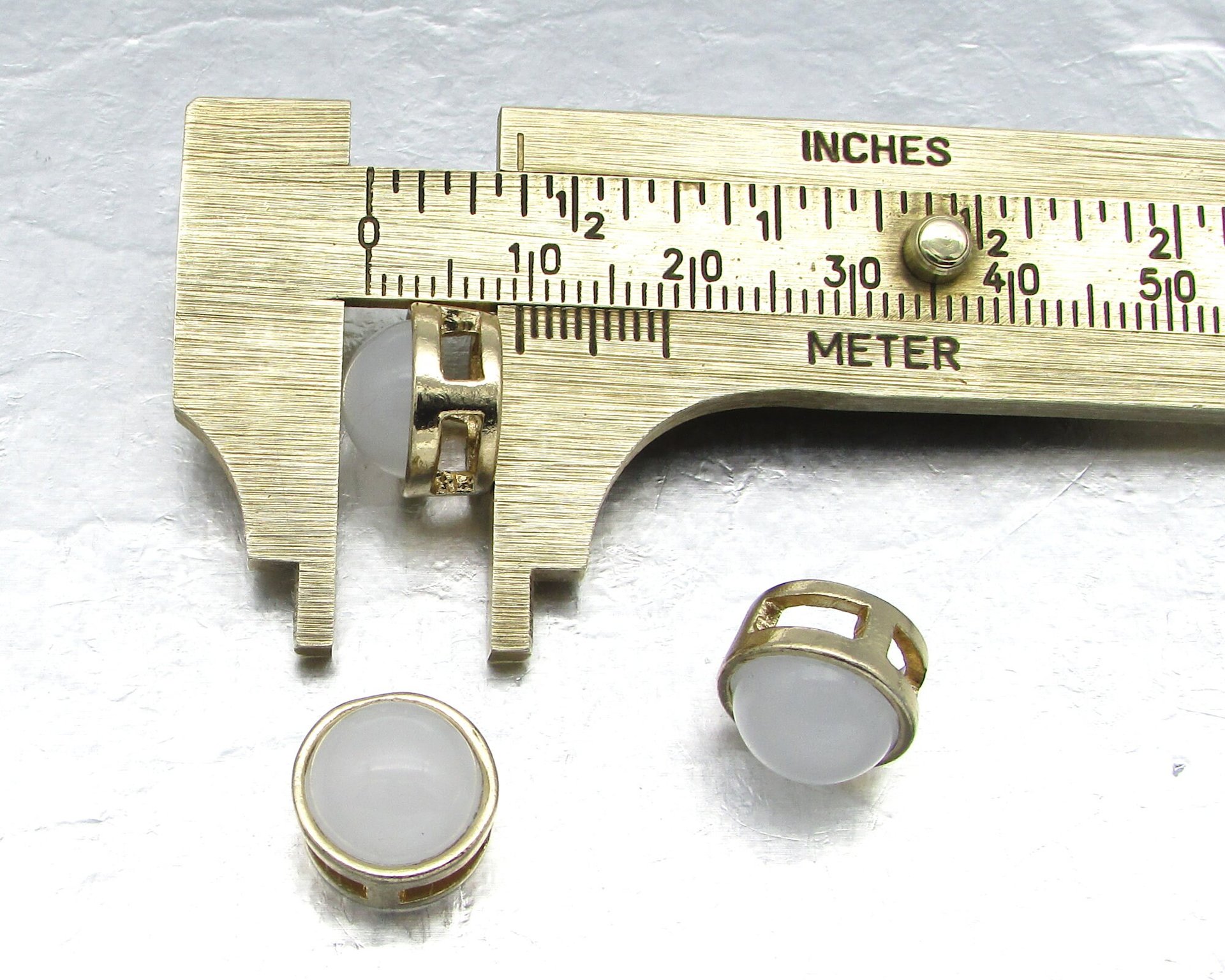 Vintage 12mm Round Slider Pendant with Opaline Glass Cabochon (9)